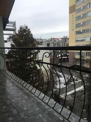 Апартаменты Comfort place in the city centre Ивано-Франковск Апартаменты с 1 спальней-7